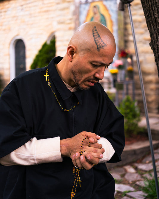 “PRAY FOR ME MUÑECA” ROSARIES